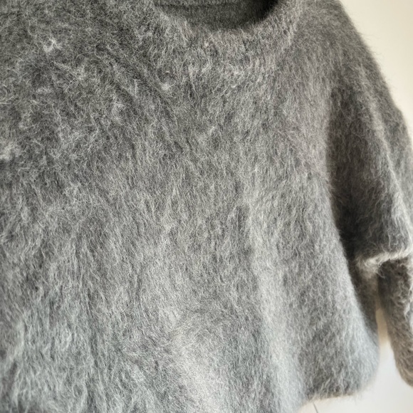 Toteme Gray Alpaca Boxy Wool Sweater Medium M RARE Soft Luxury - Picture 5 of 12